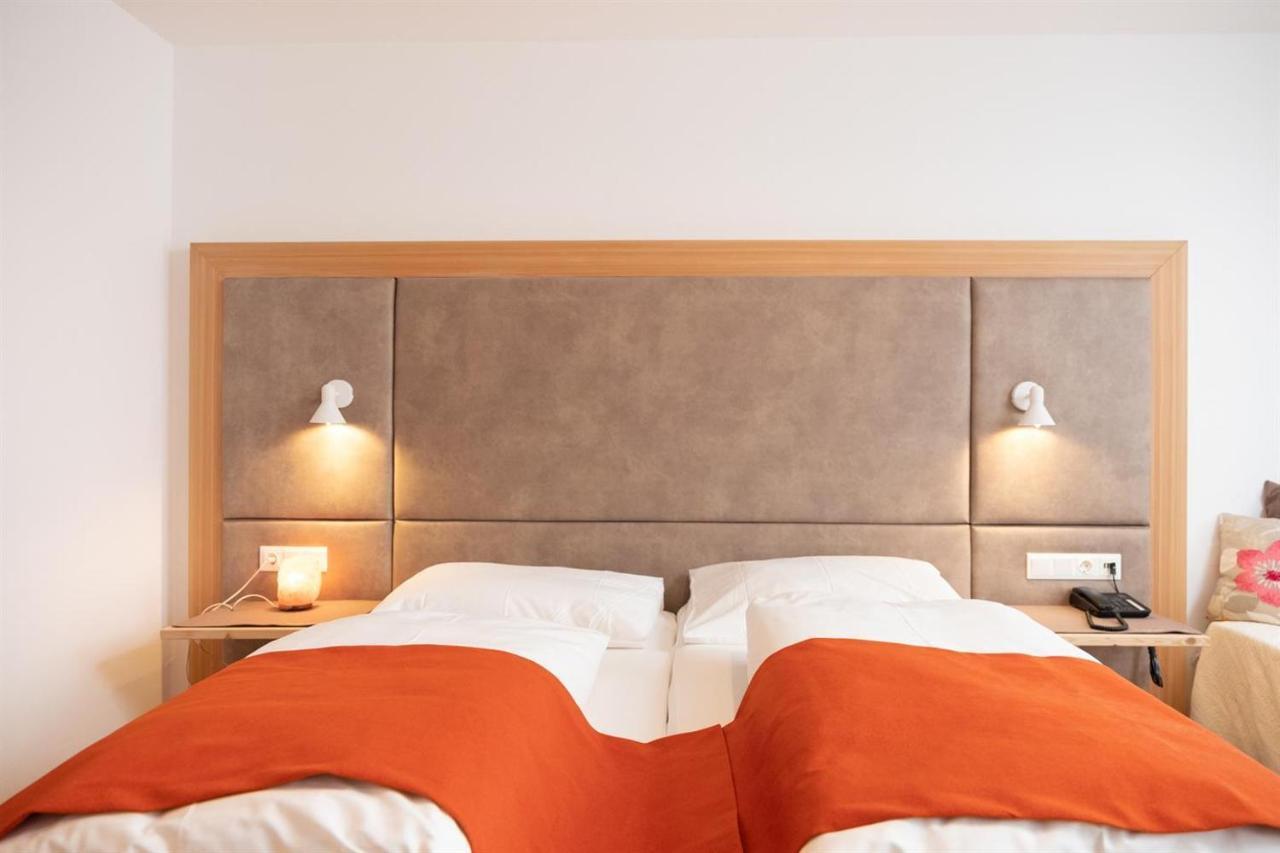 Santner, Hotel Eugendorf Dış mekan fotoğraf