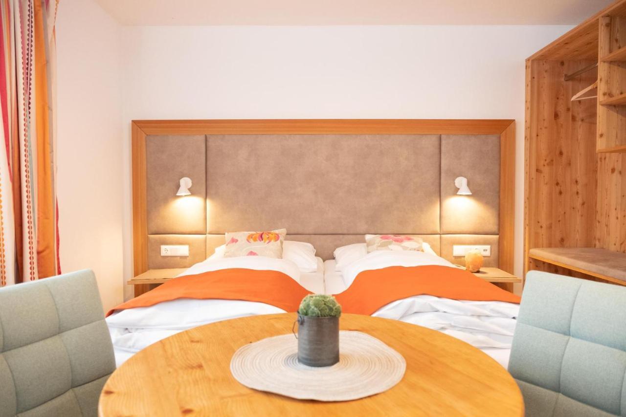 Santner, Hotel Eugendorf Dış mekan fotoğraf