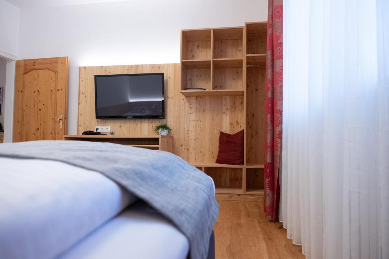 Santner, Hotel Eugendorf Dış mekan fotoğraf