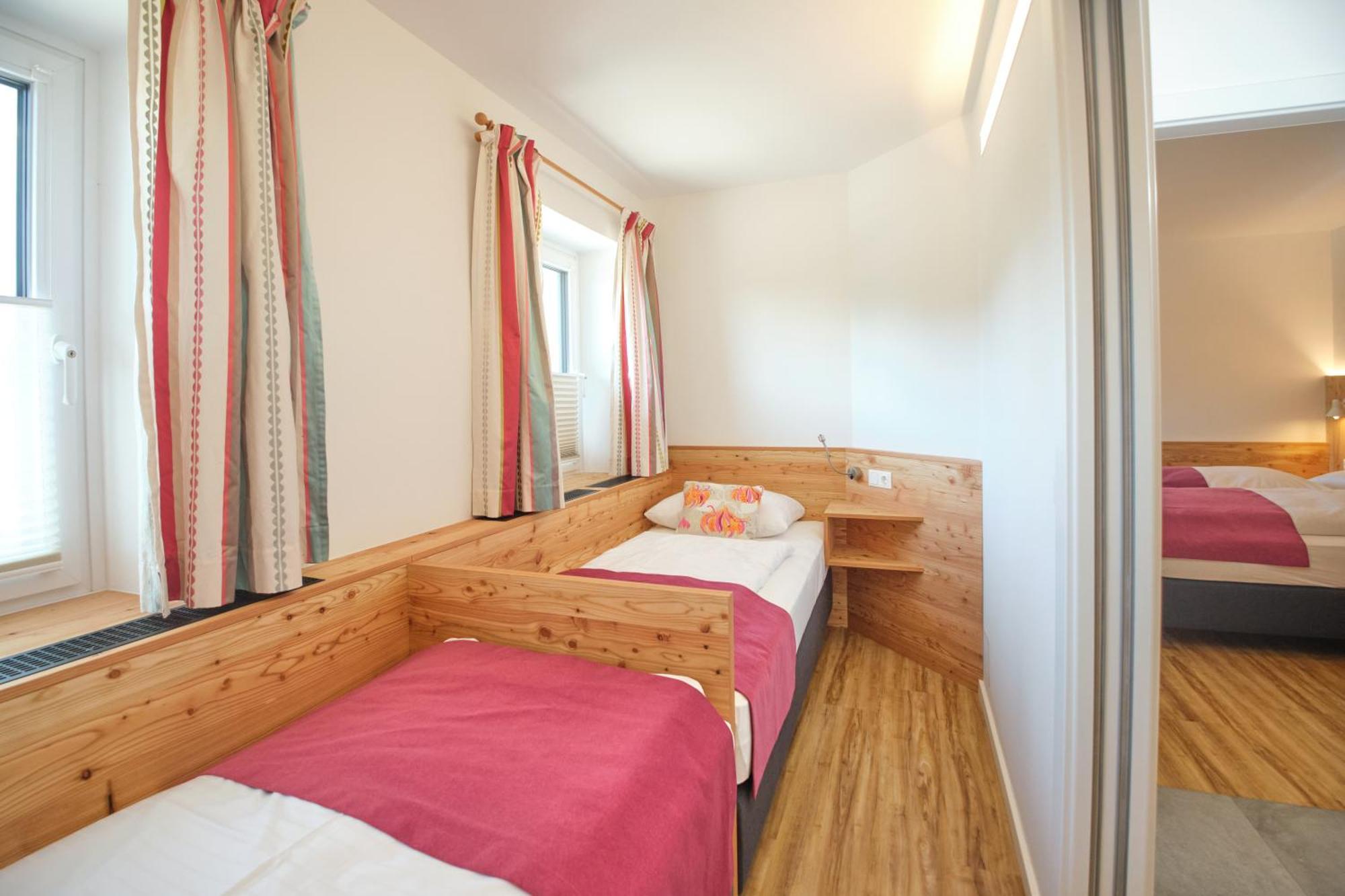 Santner, Hotel Eugendorf Dış mekan fotoğraf